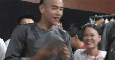 彭于晏表情包 彭于晏表情包