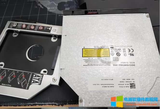 戴爾14-7447筆記版電腦加裝固態(tài)硬盤全記錄 第4張 戴爾14-7447筆記版電腦加裝固態(tài)硬盤全記錄 第4張