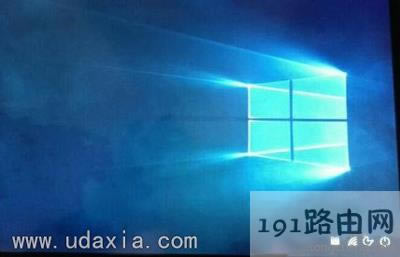 Win10系統(tǒng)開機(jī)卡住只顯示小圖標(biāo)怎么辦