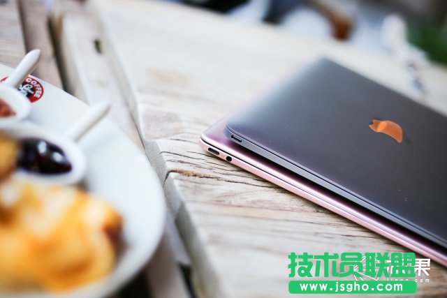華為MateBook X和蘋(píng)果MacBook哪個(gè)好啊?對(duì)比評(píng)測(cè)